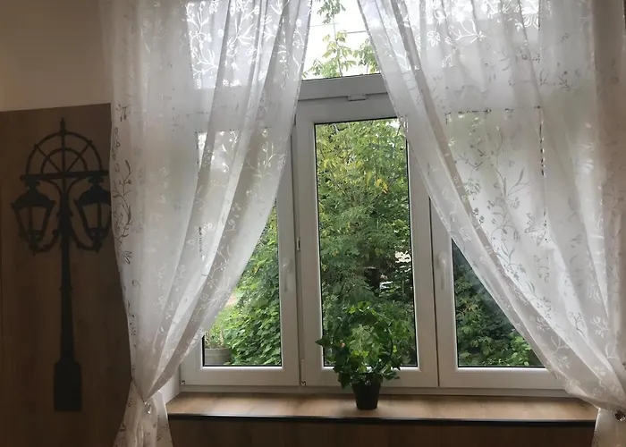 By Night Apartment *